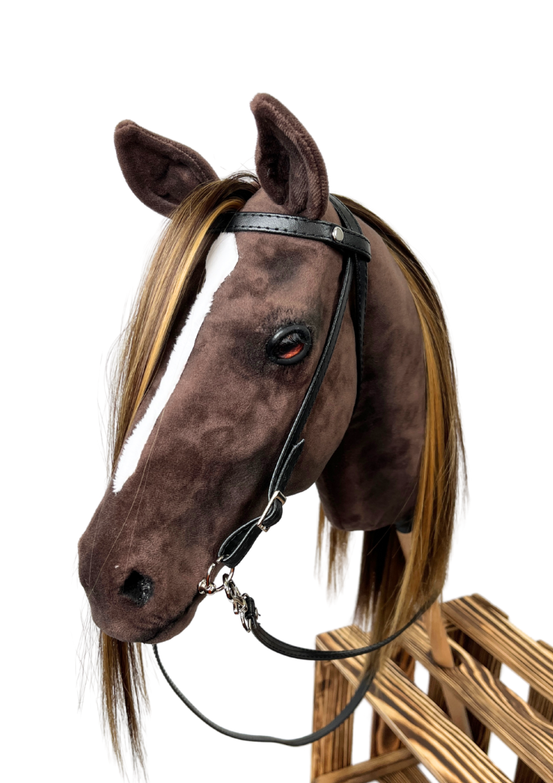 REALISTIC HOBBY HORSE – DARK CHESTNUT/BALAYAGE MANE/PATCH