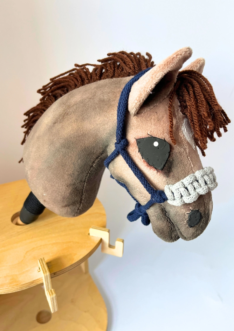 DRESSAGE hobby horse - BLACK A3