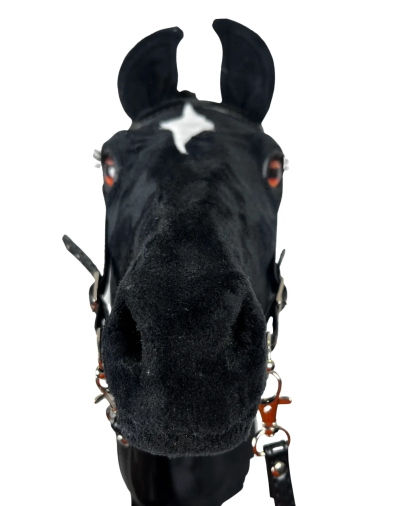 REALISTIC HOBBY HORSE – BLACK/BLACK MANE/PATCH