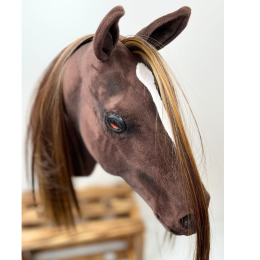 REALISTIC HOBBY HORSE – DARK CHESTNUT/BALAYAGE MANE/PATCH