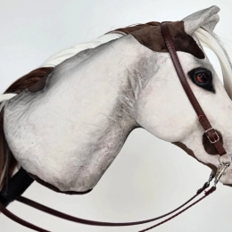 REALISTIC HOBBY HORSE – PINTO