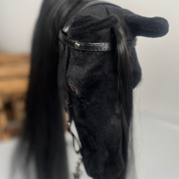 REALISTIC HOBBY HORSE – BLACK/BLACK MANE